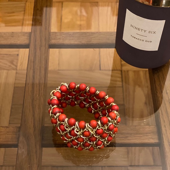 *SOLD* Stretchy Coral Beads Bracelet - Picture 4 of 6